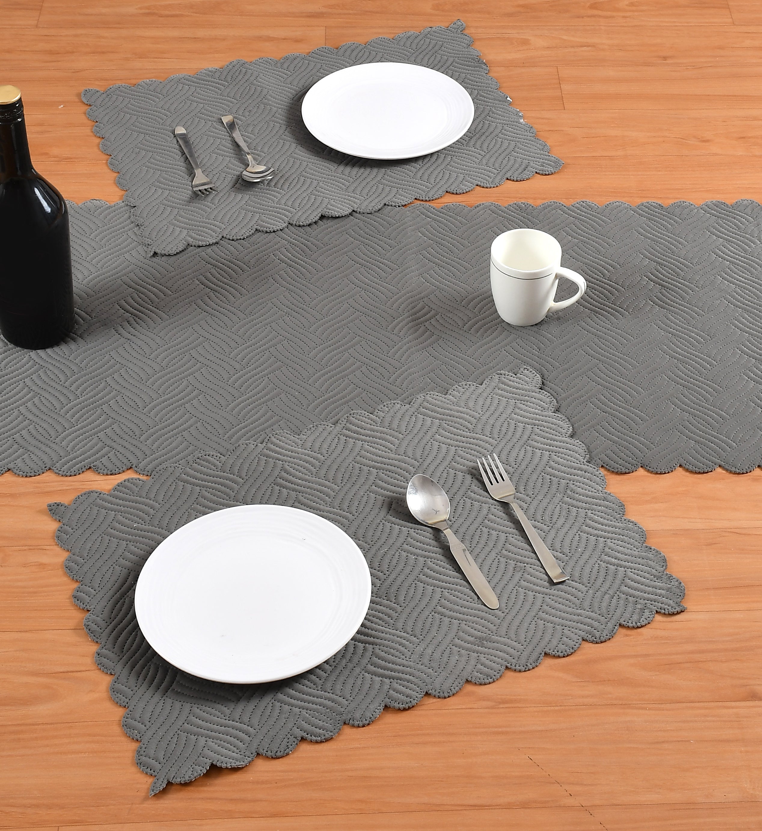 The Intellect Bazaar Velvet Quilted Mats Washable Mats for Dining Table Placemats Heat Resistant Dining Table Place Mats for Kitchen Coffee Table Wedding Party (12 x 18 Inch (Set of 4 Pieces)